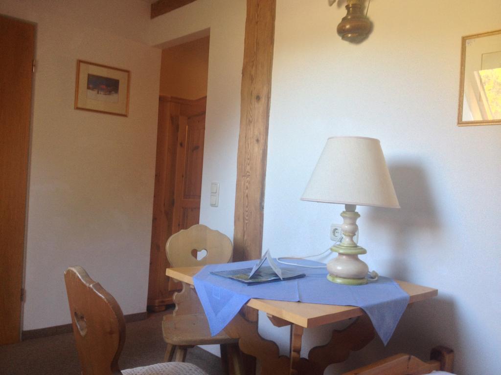 Gasthof Blaue Gams Ettal Szoba fotó