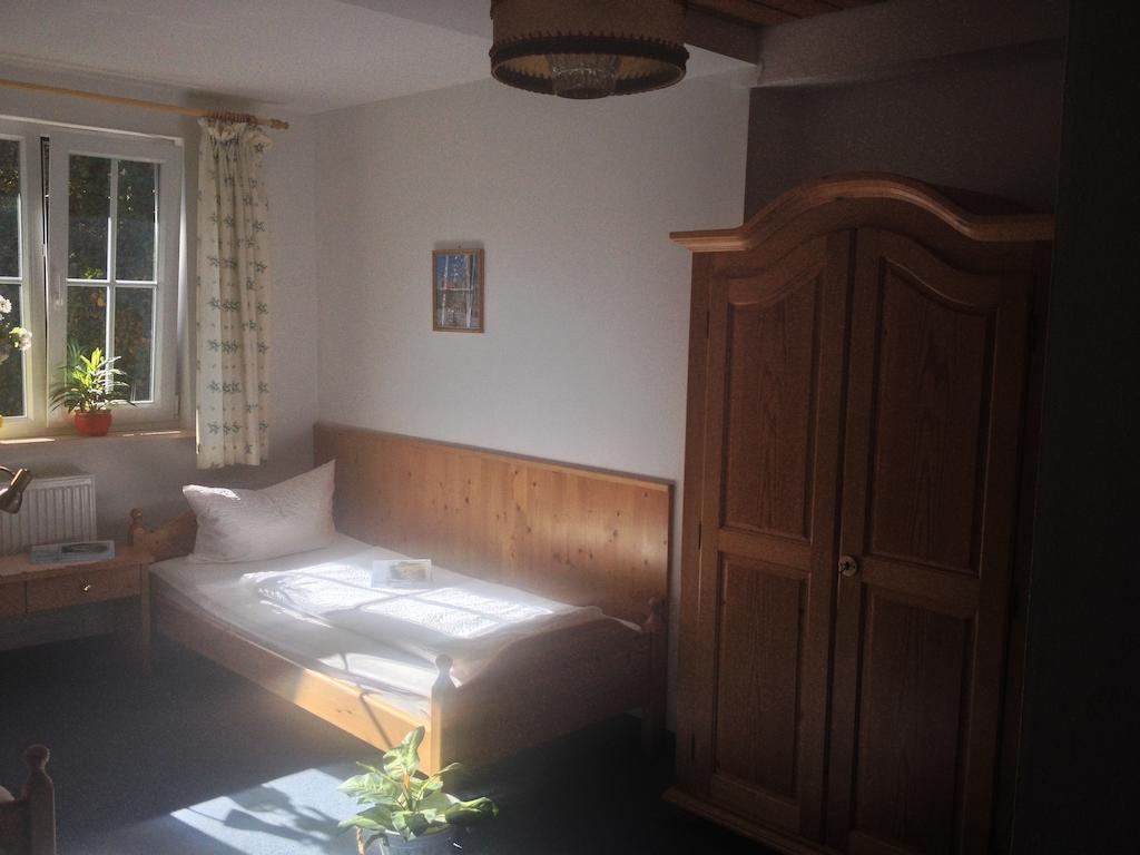 Gasthof Blaue Gams Ettal Szoba fotó